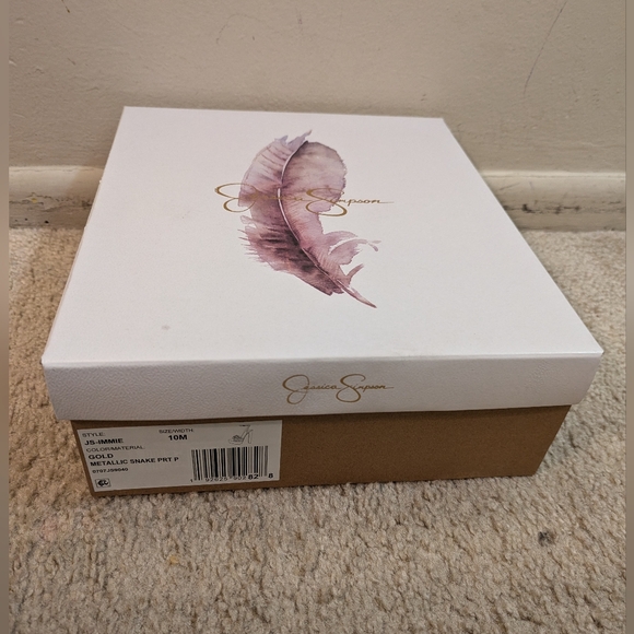 Gold Jessica Simpson Heels size 10- brand new with box - Picture 3 of 4